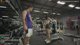 Gym mit Mali. Jeder Sub drei Liegestütze
